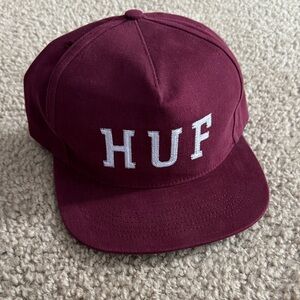 HUF skater Maroon Hat